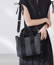 パンチングショルダートートバッグ