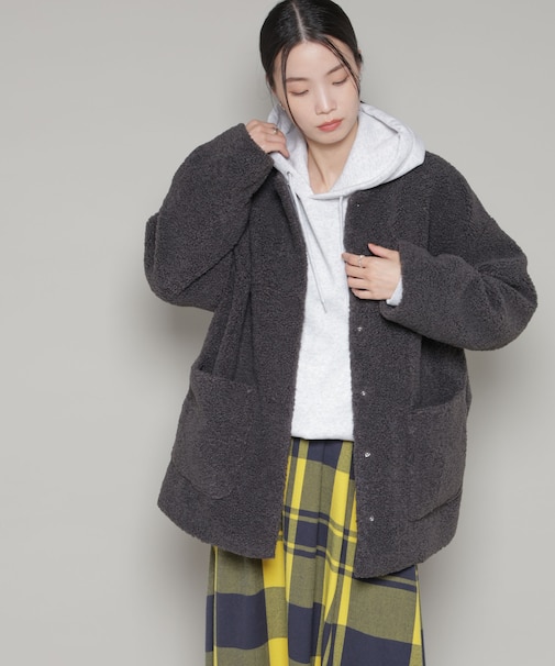 ソフトボアノーカラーミドルコート