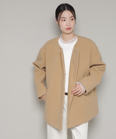 ノーカラーミドルコート