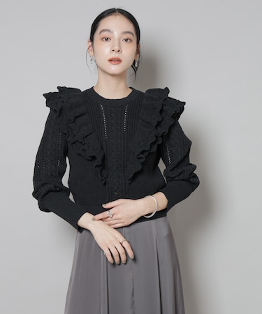 フリルケーブルニットプルオーバー