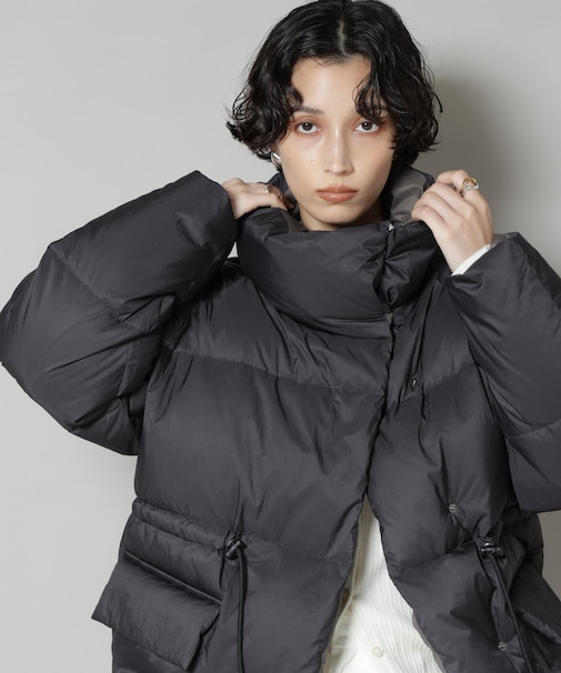 「西川ダウン(R)」バイカラーボリュームダウン