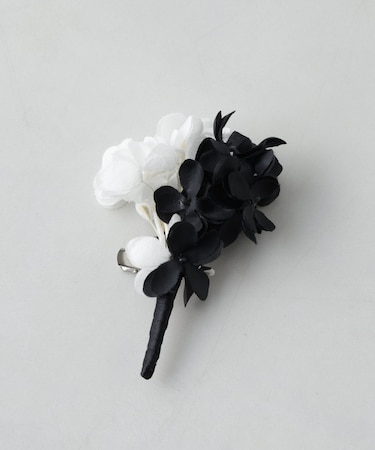 IRIS47／hydrangea corsage