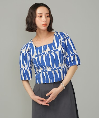 アートプリントスクエアネックブラウス