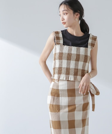 RITA ROW／Checkered smocked body top