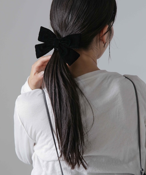 IRIS47／double tie pony