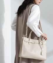 ターンロックベルトビッグトートバッグ