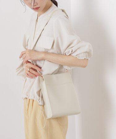 スクエアミニショルダーバッグ