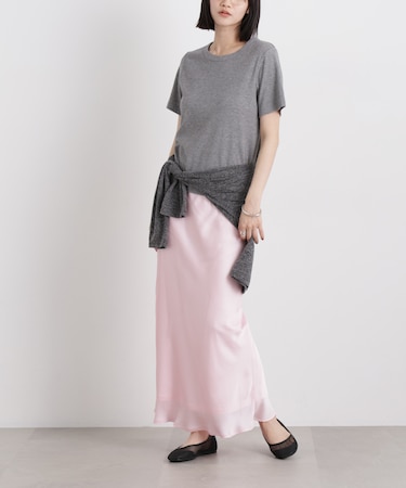 シアーサテンマキシスカート
