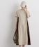 ベージュ