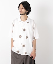 フラワー刺繍シャツ 半袖