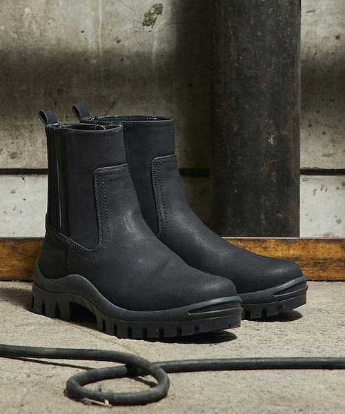 【値下げ】オゥバニスター＊サイドゴア ブラックレザーブーツ＊太ヒール AU BANNISTER/レディースのアウトレット通販｜三井アウトレットパーク