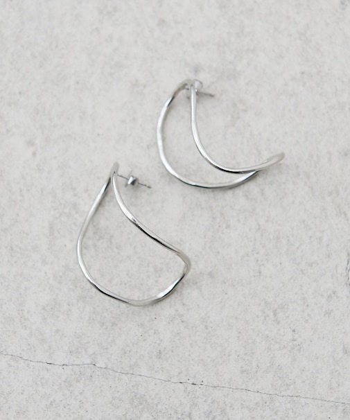 カーブサークルピアス