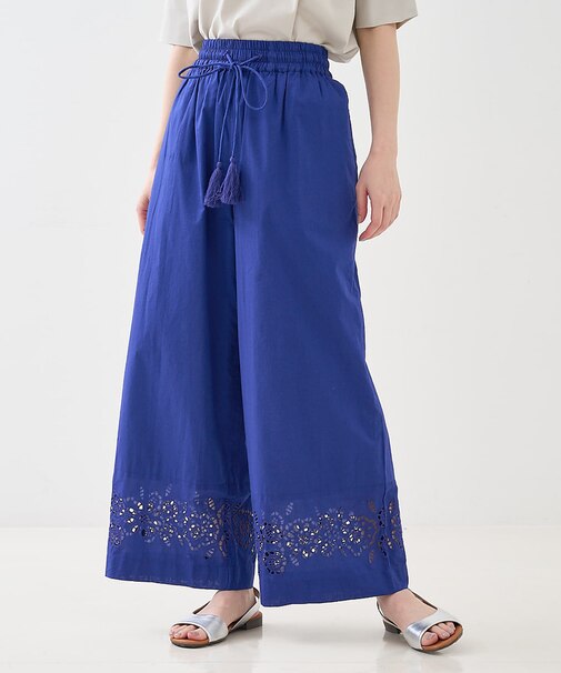 アイレット刺繍パンツ