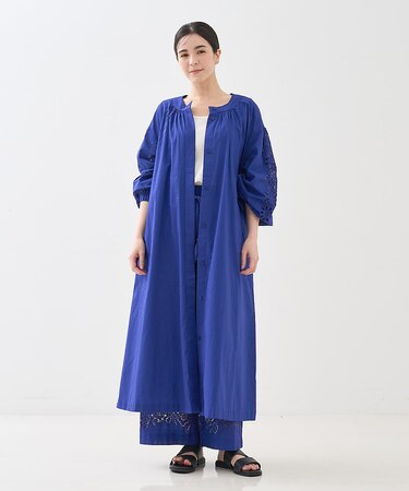 アイレット刺繍ガウンワンピース