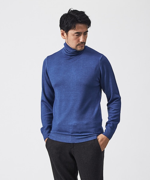 イタリア製 製品染め タートルネックニット｜デザインワークスの