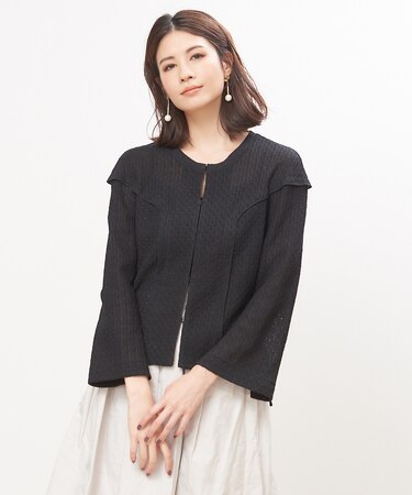 レース編ノーカラージャケット