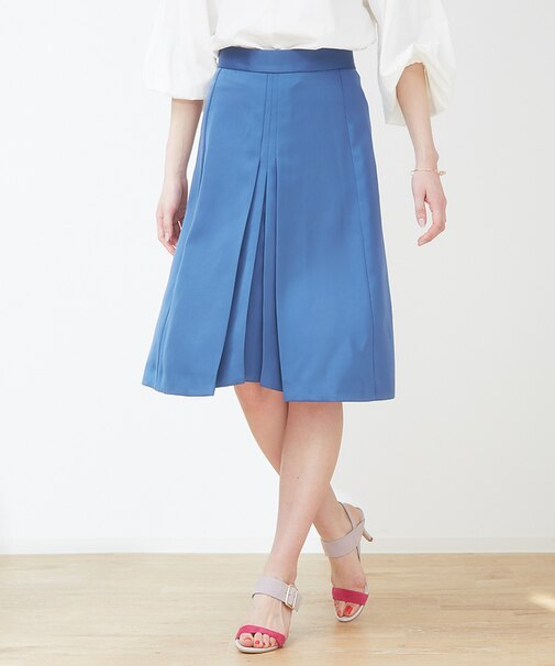 センタープリーツＡラインスカート