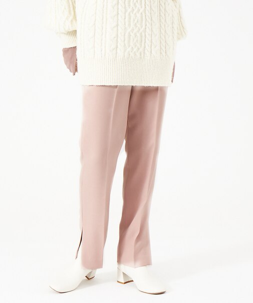 パウダリーストレッチスリットパンツ