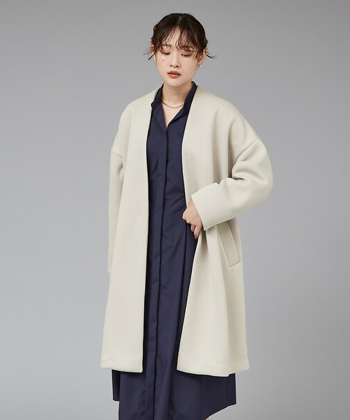 ダンボールノーカラーコート