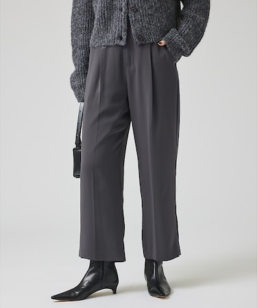 マットサテンストレートパンツ