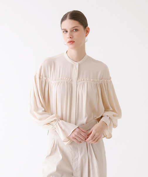 ギャザーブラウス