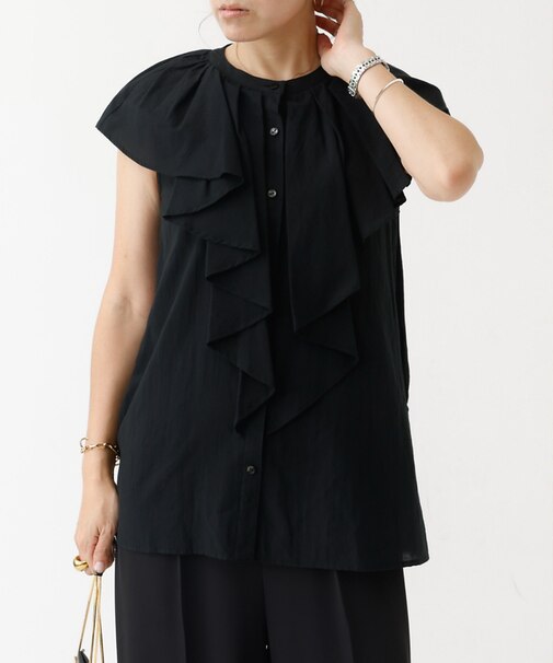 フロントラッフルブラウス
