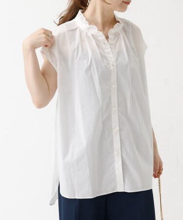 パールボタンノースリーブブラウス