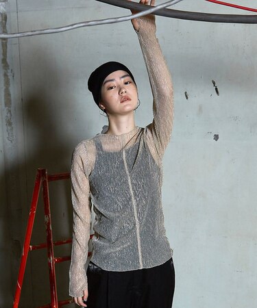 ラメ シアー プリーツ トップス （ロンＴ)