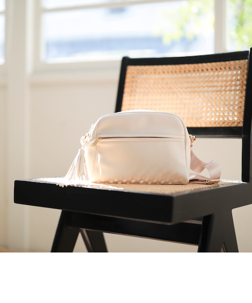 フリンジ ショルダーバッグ