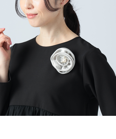 サテン フラワー コサージュ