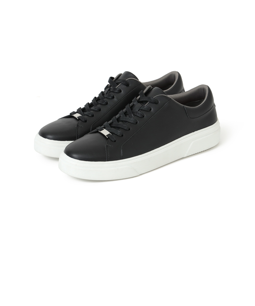 フェイクレザー スニーカー（25.5～27.5cm）