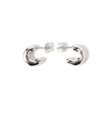 ニュアンス ハーフ ピアス