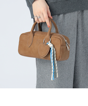 チャーム付き ボストン バッグ