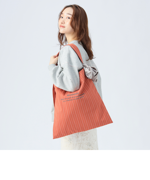 シュシュ付き トート