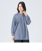 変形タック ノーカラー ブラウス