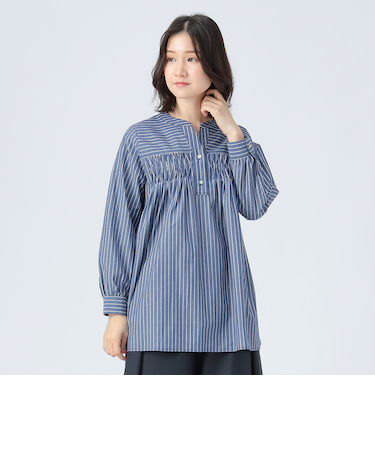 変形タック ノーカラー ブラウス