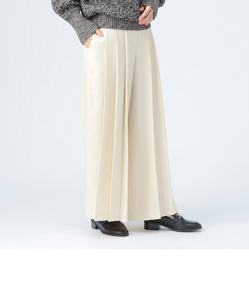 プリーツ デザイン パンツ