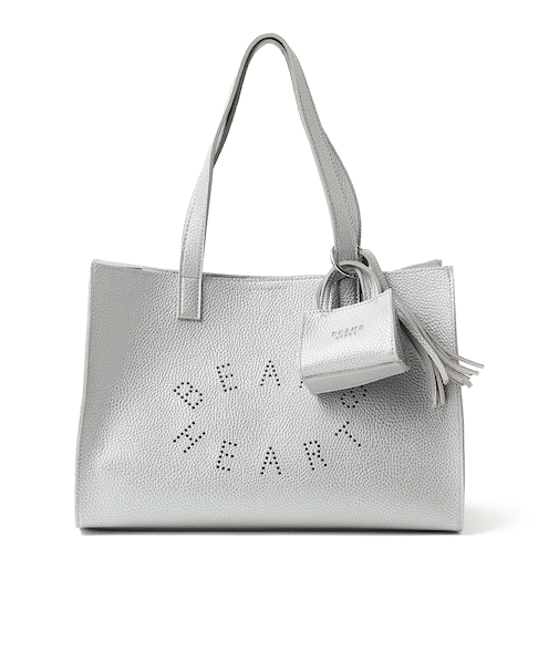 パンチングロゴ チャーム付き トートバッグ