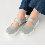 ベルト切り替え スニーカー 26SS