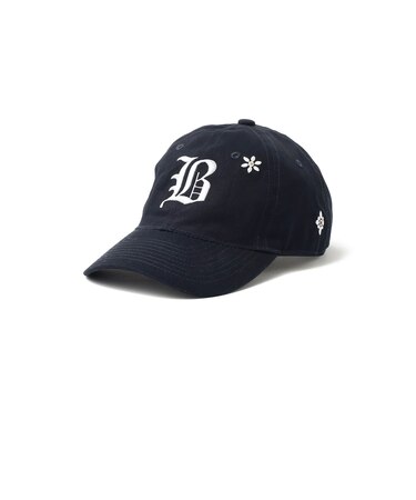 スタッズ エンブレム キャップ