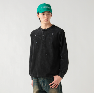 スタッズ エンブレム ロングスリーブ