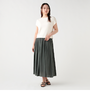 フレンチ スリーブ プルオーバー × フレア スカート（セットアイテム）