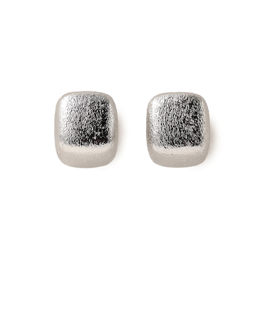 マット メタル ピアス