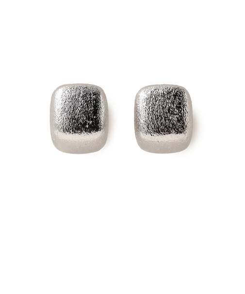 マット メタル ピアス