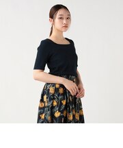 メタルチャーム スクエアネック Tシャツ