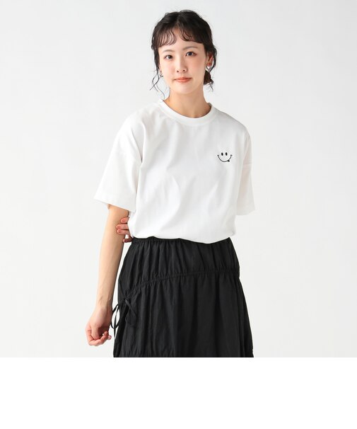 スマイル刺繍 Tシャツ