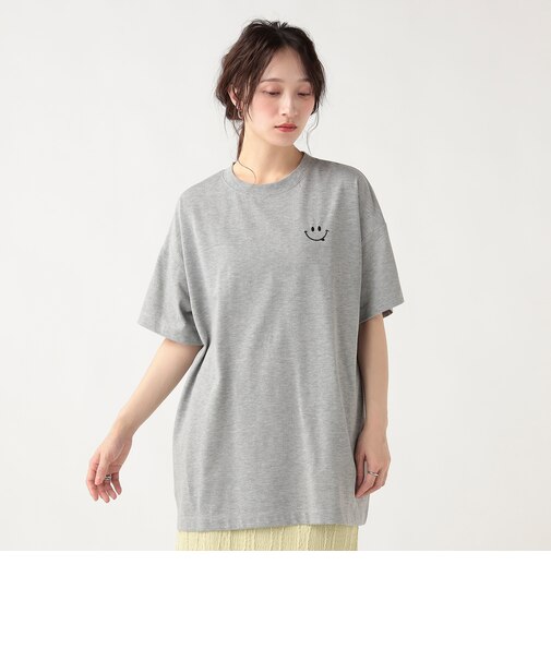 スマイル刺繍 Tシャツ