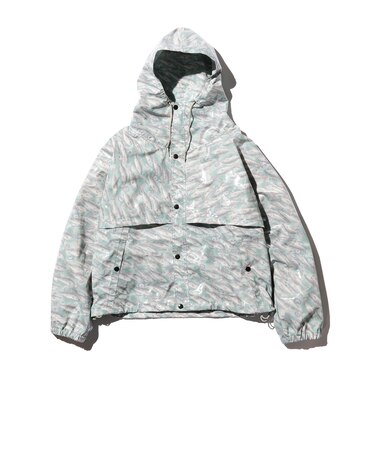 BEAMS PLUS / ナイロン プリント ウォーター フィルム クルーザー ジャケット