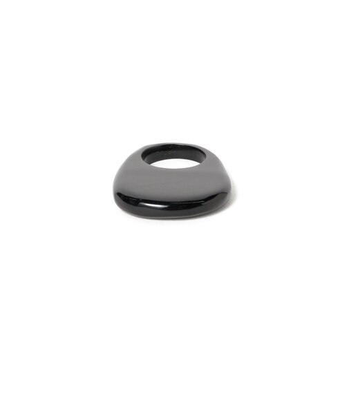 L’INDO CHINEUR / High rounded ring in plain black horn
