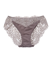 はみ肉スムージングショーツアンティック